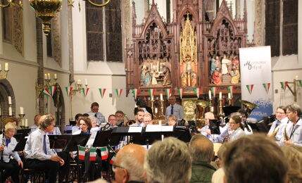 Italiaans concert door Harmonieorkest Sint Cecilia. Bellissimo!